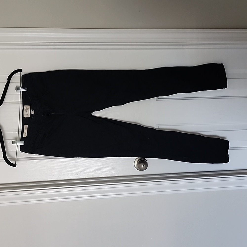 Universal Thread 2/26r High Rise Black Skinny Jeans